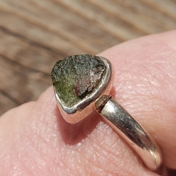 Genuine Moldavite Ring ~ 925 Sterling Silver - Picture 8 of 15